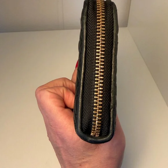 Tory Burch Fleming Zip Continental Zippy Wallet - Picture 5 of 15